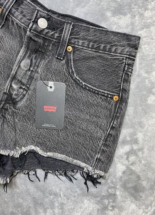 Жіночі джинсові шорти levi’s