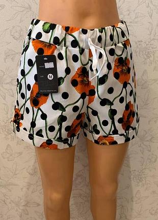 Женские шорты, новые, с бирками