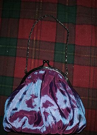Театральна сумочка у вінтажному стилі