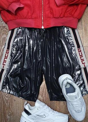 Шорты бермуды с лампасами gucci