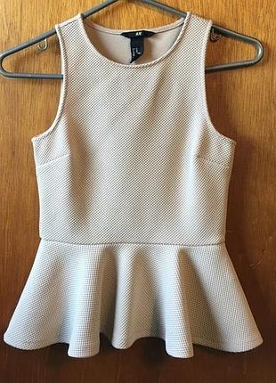 Топ з баскою h&m