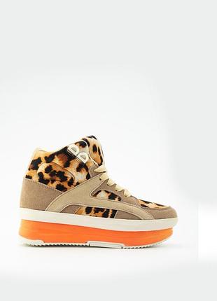 Ботинки женские 36(22,5 см)