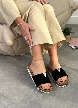 Стильні жіночі шльопанці у чорному кольорі ☺️💕