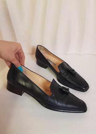 Великолепные классические кожаные туфли лоферы с косточками nebuloni e. 39