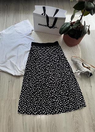 Юбка. плиссе. massimo dutti