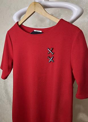 Червона сукня ostin