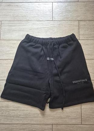 Шорти essentials