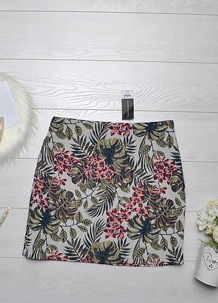 Красива юбка dorothy perkins.