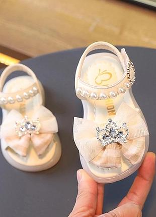 Босоніжки для дівчинки 2