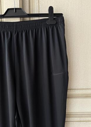 Спортивные штаны nike black swoosh