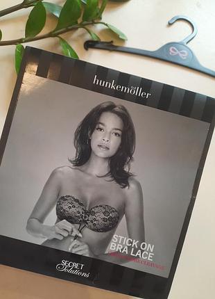 Красивая накладка на грудь бра на клейкой основе на шнуровке чашка а, в hunkemoller