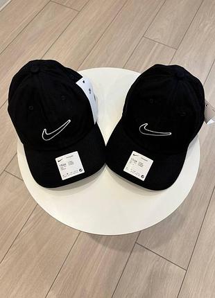 Кепка nike swoosh чорна унісекс