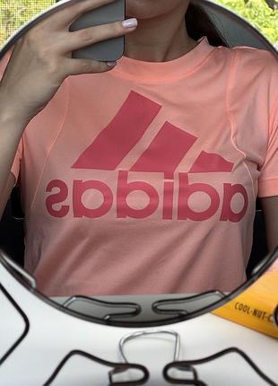 Футболка adidas