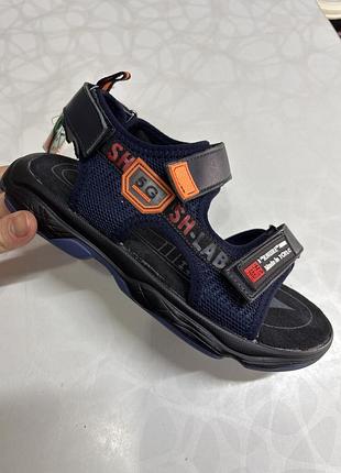 Босоніжки для хлопчиків