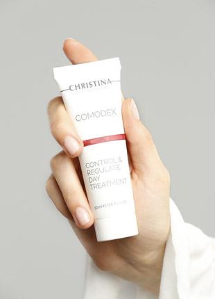 Comodex - денний засіб «контроль та стабілізація»