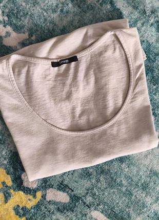 Базовая женская брендовая футболка