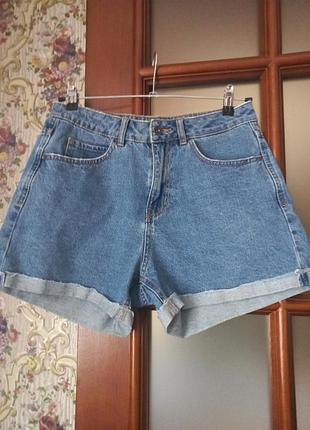 Шорти жіночі