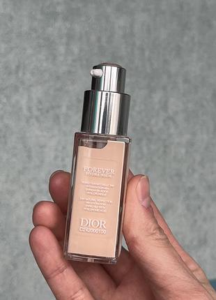 Dior forever hydra nude тональний крем для натурального