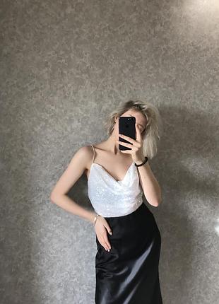 Топ з паєтками prettylittlething