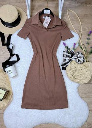 Женское приталенное платье поло