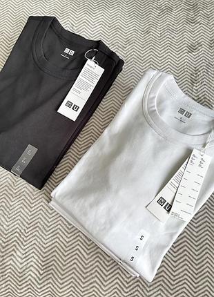 Жіноча біла класична футболка uniqlo