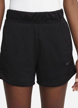 Жіночі шорти nike з лампасами