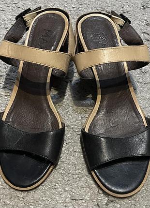 Оригинал.фирменные,стильные,женские,кожаные босоножки мах