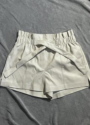Шорти з еко шкіри