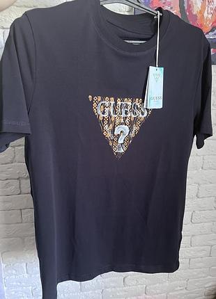 Футболка чоловіча guess