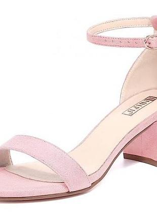 Кожаные босоножки 42-43