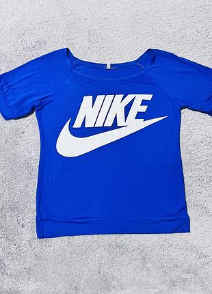 Женская футболка nike