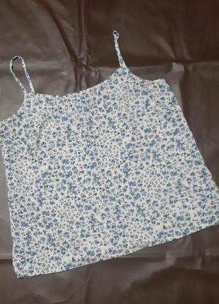 Майка на бретелях с цветочным принтом atmosphere