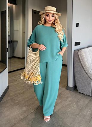 Женский батальный костюм