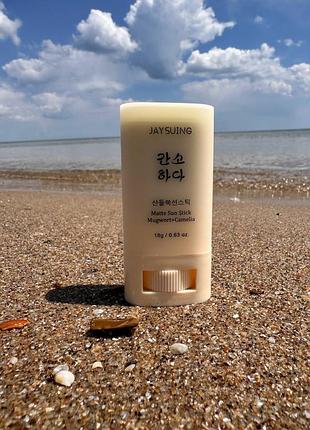 Солнцезащитный сток beauty of joseon matte sun stick : mugwort + camelia 18 мл