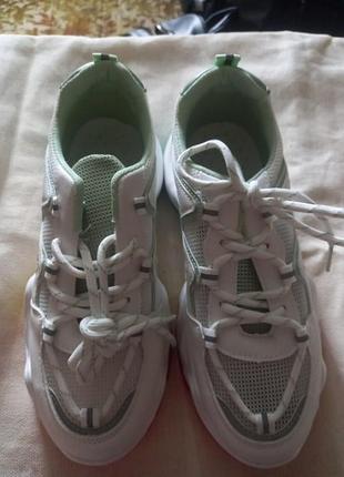 Кросівки суперові