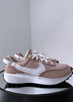 Бомбезні найлегші кросівки nike waffle debut