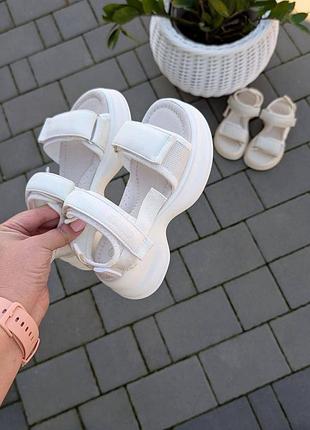 Босоніжки для дівчинки 3