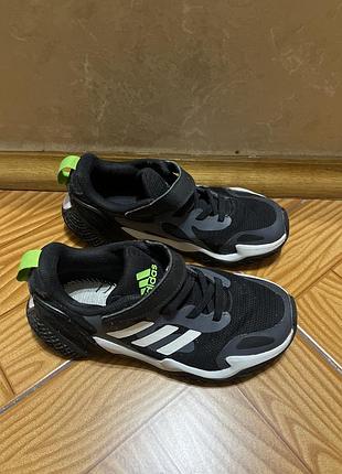 Кросівки adidas 32 р