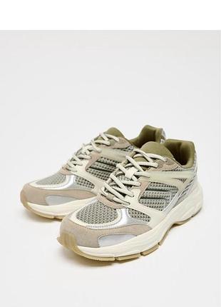 Кросівки жіночі zara 39 розмір
