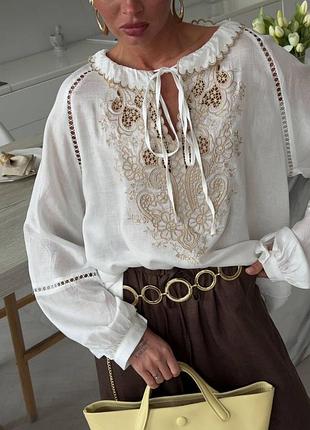 Брендова жіноча класична блузка вишиванка