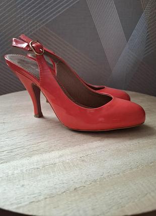 Босоніжки kurt geiger