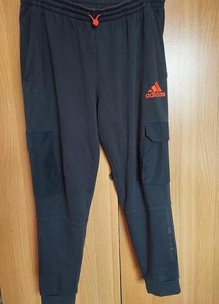 Штаны спортивные фирменные adidas