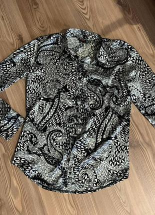 Рубашка мужская яркая черная