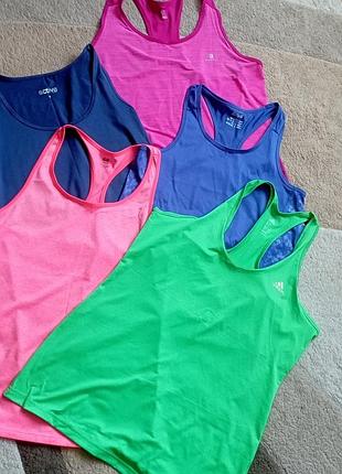 Жіноча спортивна майка бренд