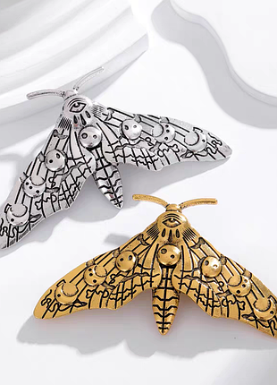 Винтажная глянцевая брошь с бабочкой