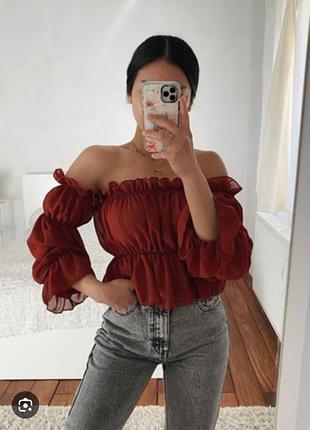 Блуза-топ с пышными рукавами