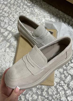 Жіночі лофери