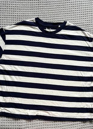 Базова футболка в полоску від tu