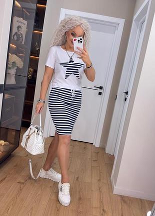Літній жіночий костюм зі спідницею міді в смужку код 7440