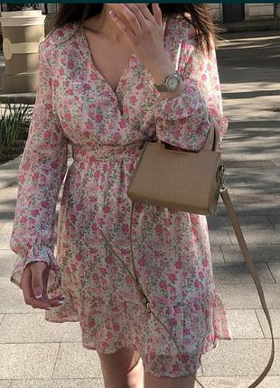 Платье от amisu